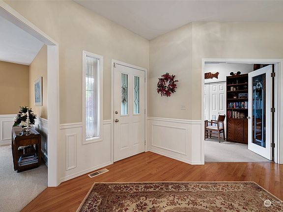 3rd image of 15602 60th Drive SE