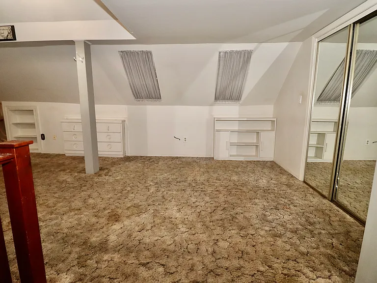 618 N Monroe St #6 — Photo 8