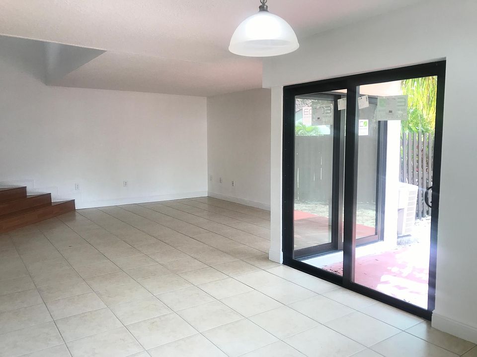 Living / Dinning Area