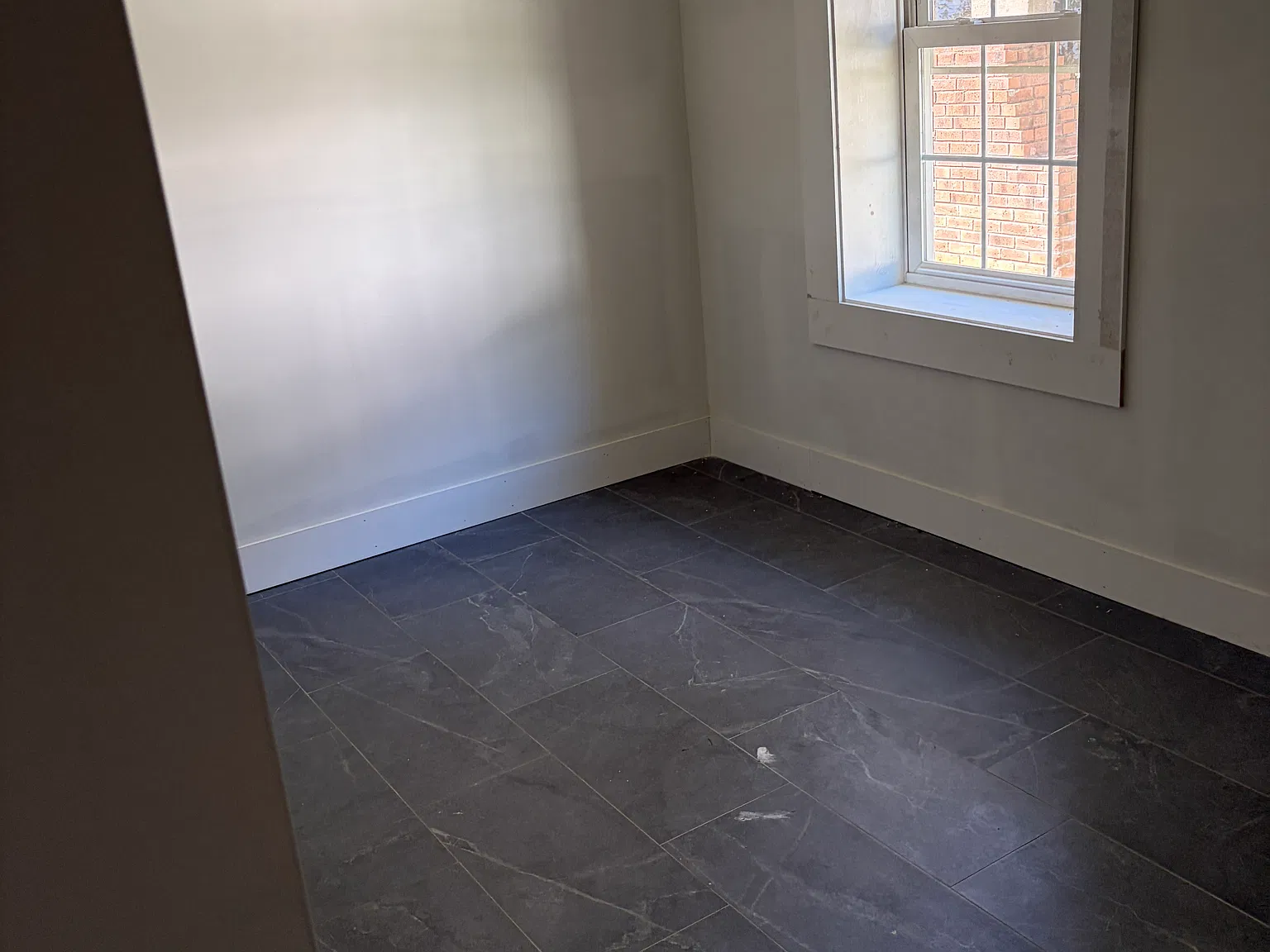 4 bed, 2282 sqft, $2,500 — Photo 4