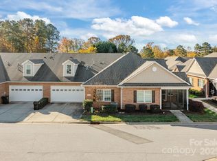 8380 Glacier Dr, Denver, NC 28037