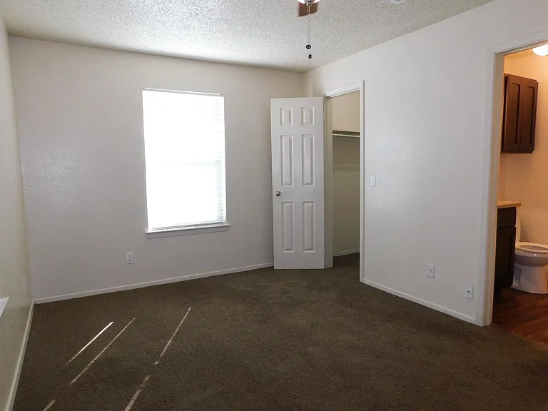 Gant Apartments — Photo 19
