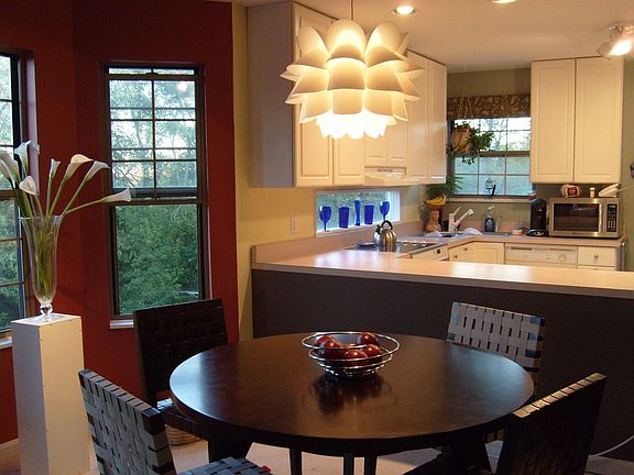 Dining room featured on the HGTV show "Rate My Space"