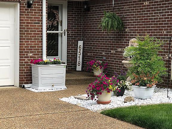 3rd image of 6518 Waterford Pl