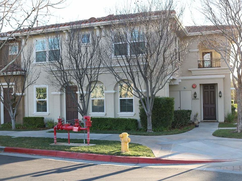 1st image of 24157 Jacaranda Ln