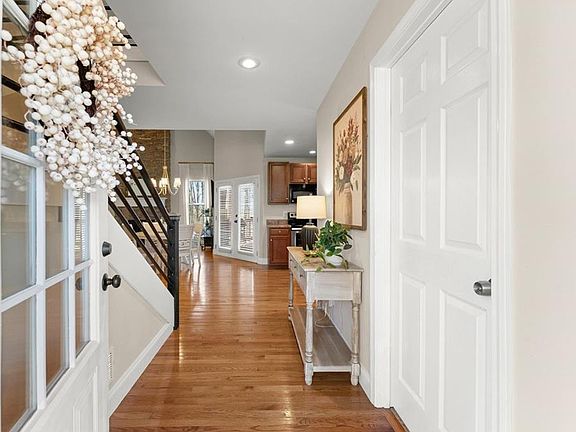 2nd image of 3211 The Trail Rd