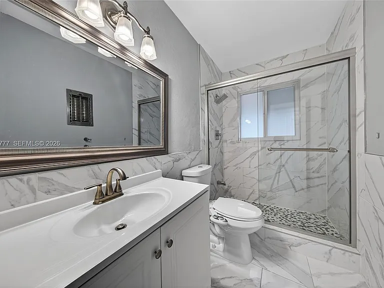 2801 Coral Shores Dr — Photo 14