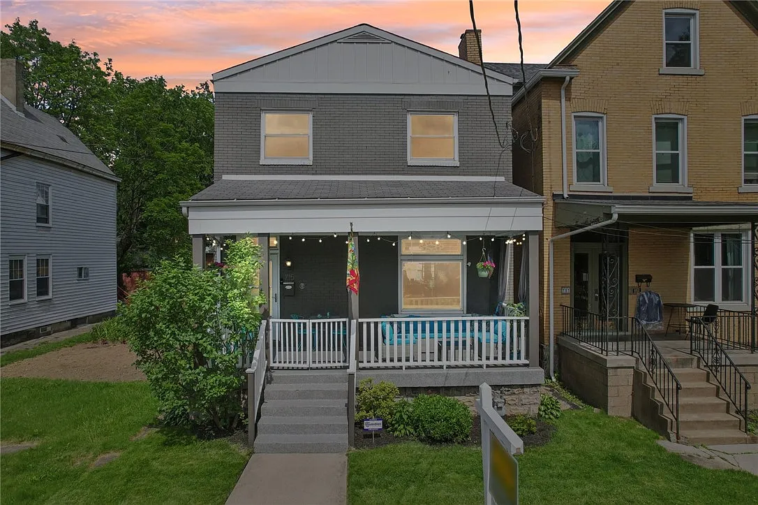 715 E End Ave photo 1