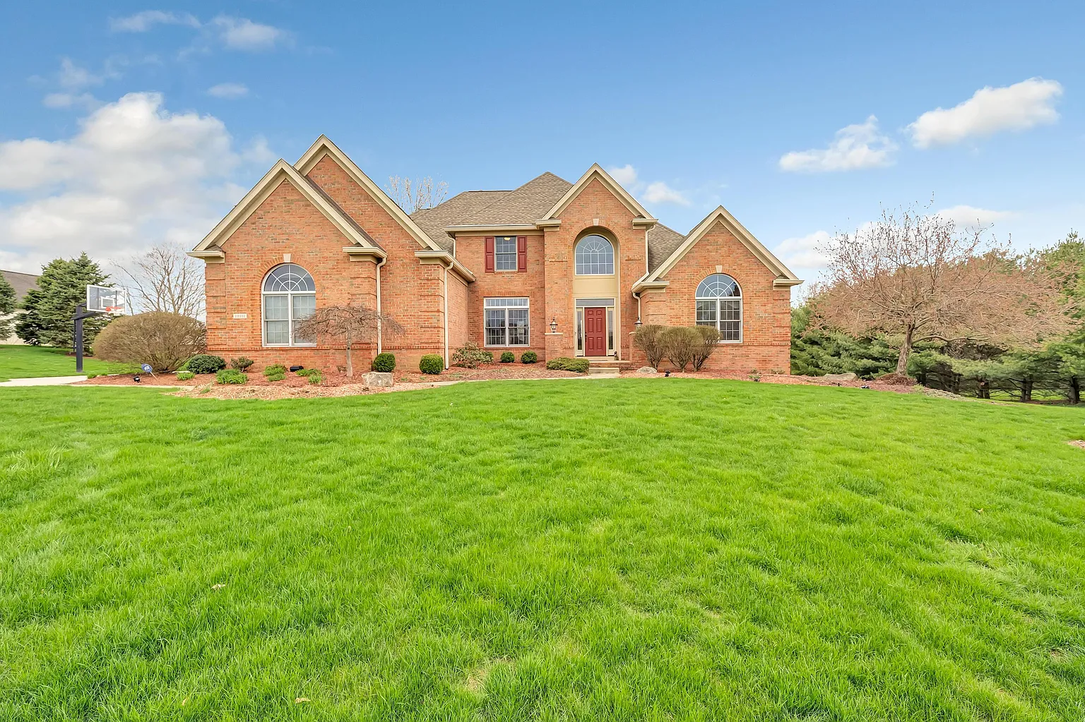 10111 Allen Rd photo 1