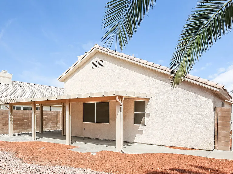 4445 Cielo Ln — Photo 16
