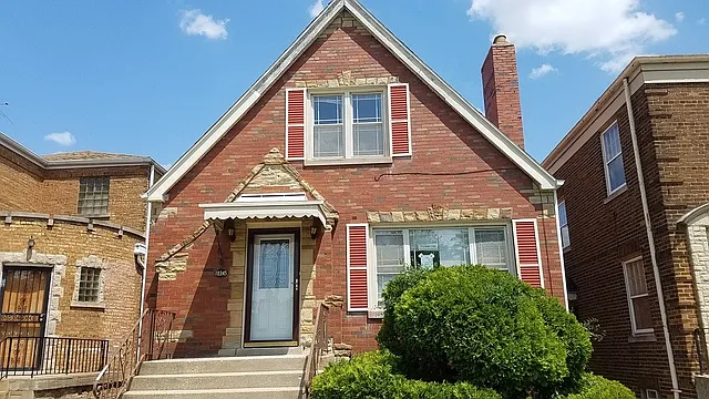 10345 S Prairie Ave photo 1