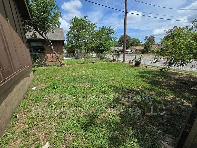 6206 Buffalo Pass #A — Photo 23