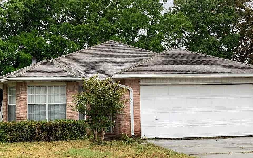 1st image of 565 Desert Oak Dr