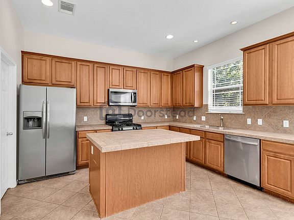 2nd image of 5005 Eilers Ave