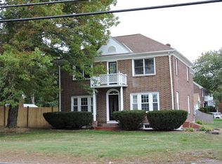 113 W Main St, Dudley, MA 01571