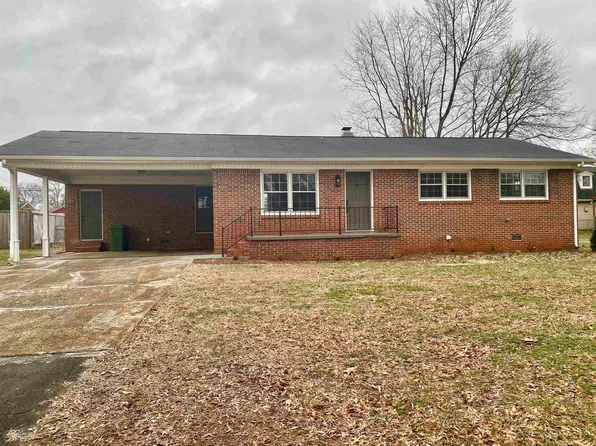 711 Grand Ave, Muscle Shoals, AL 35661