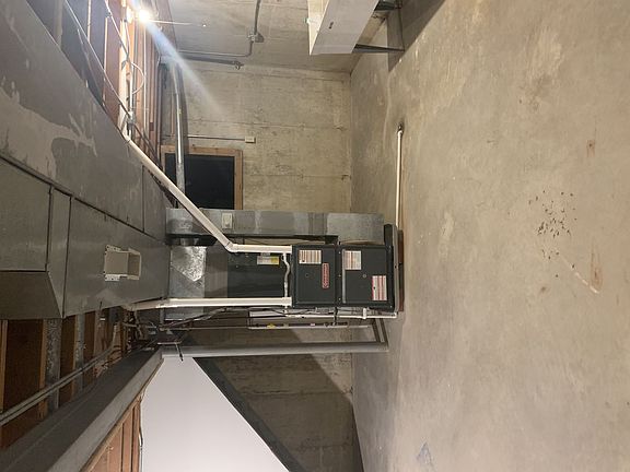 2nd image of 507 S Marina Dr
