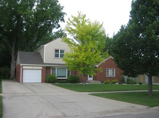 1715 3rd St, Brookings, SD 57006