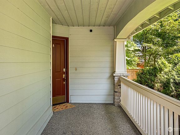 5th image of 24236 SE 1st Place