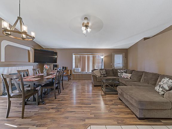 5th image of 3201 Royal Jewel St