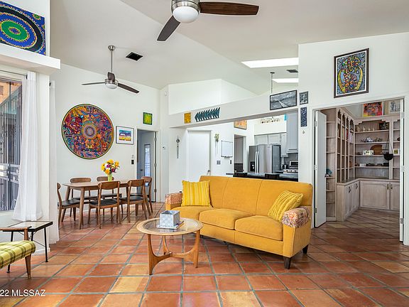 5th image of 2748 W Begonia Pl