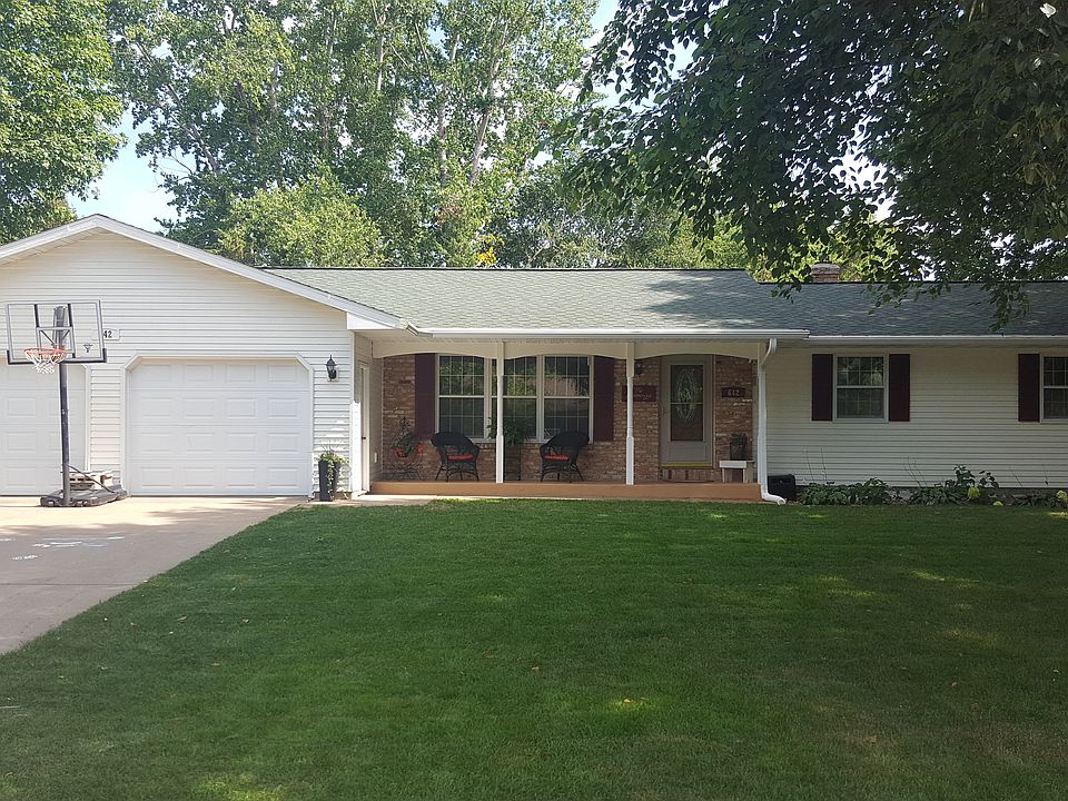 1st image of 642 S Hill Dr