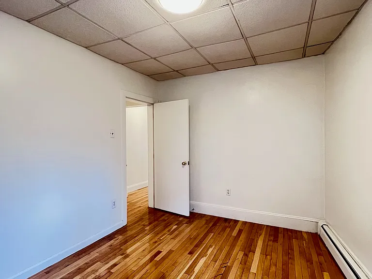 11 Franklin St #1 — Photo 12