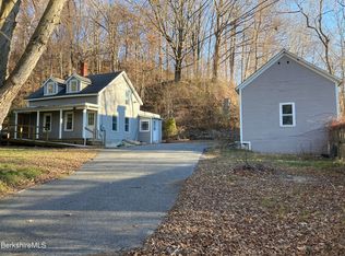 11 Sayles St, Adams, MA 01220