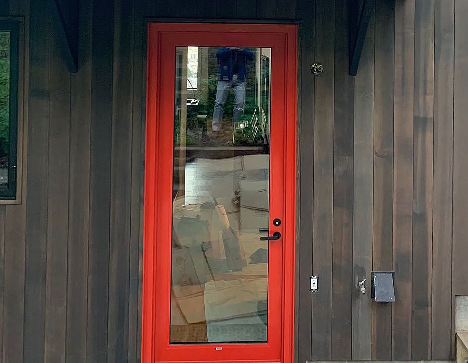 Entry to 14 Laidley