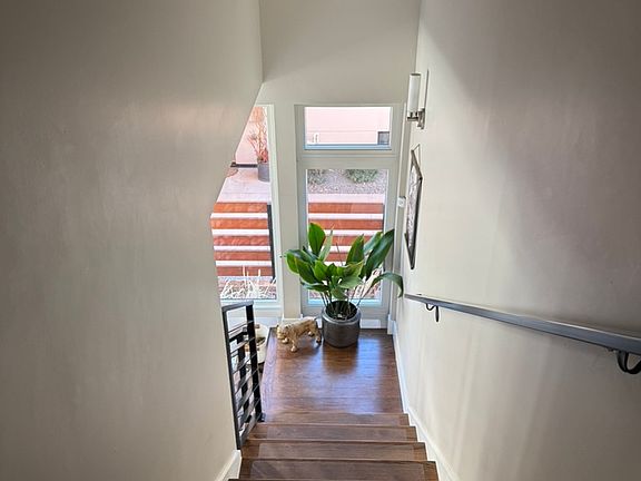 Stairs to 1st floor
