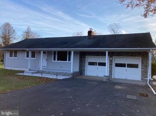 328 Sharon Rd, Hightstown, NJ 08520