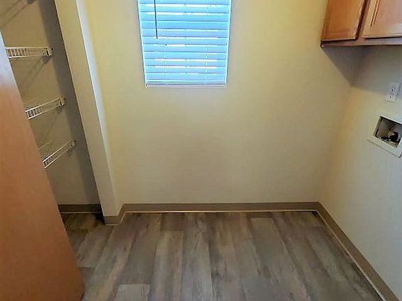 5th image of 1108 3rd St SE #F201