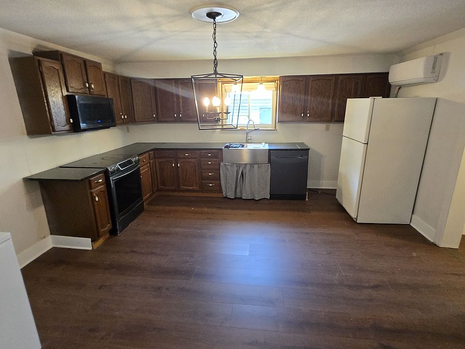 1st image of 423 S Johnson St APT 2