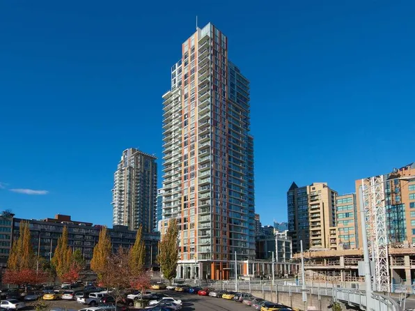 1351 Continental St #29F, Vancouver, BC V6Z 0C6