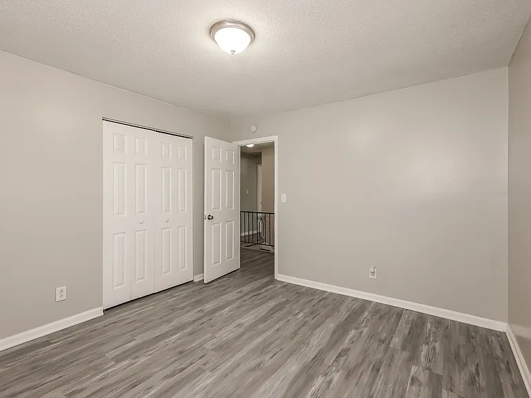 626 Hickory Ct — Photo 7