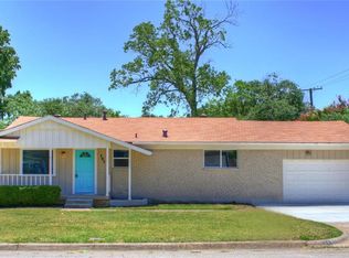 785 Cullum Ave, Hurst, TX 76053