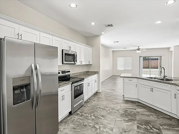 2nd image of 11017 W Madison St