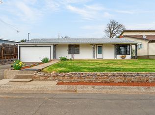 262 NW Cecil Ave, Roseburg, OR