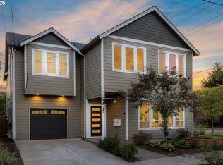 4575 NE 14th Pl, Portland, OR 97211