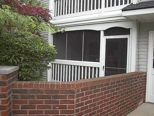 2 bed, 1060 sqft, $1,550 — Photo 2