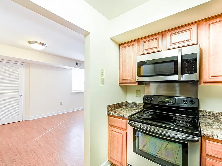 Jasper Place — Photo 5