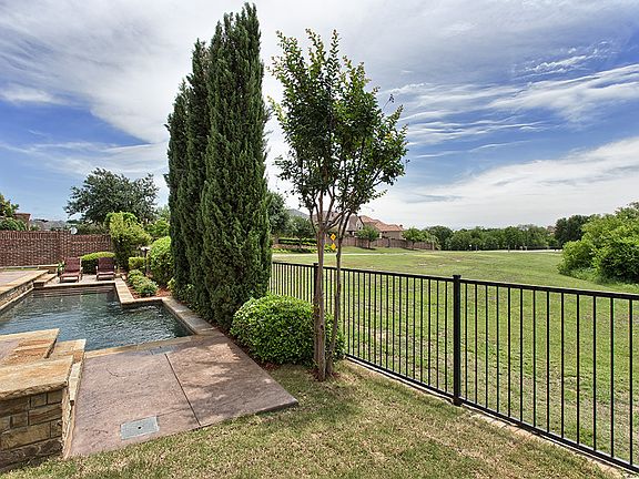 4th image of 7000 Brook Forest Cir