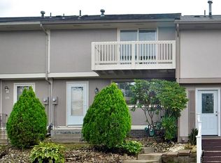 130 Rampart Ct, New Kensington, PA 15068