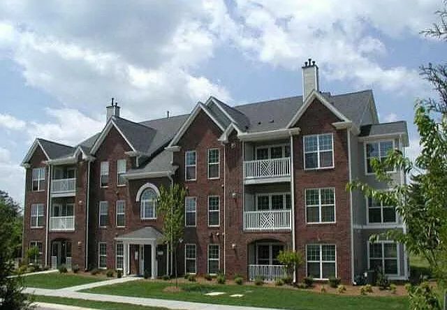 130 Shallowford Reserve Dr #303 — Photo 1