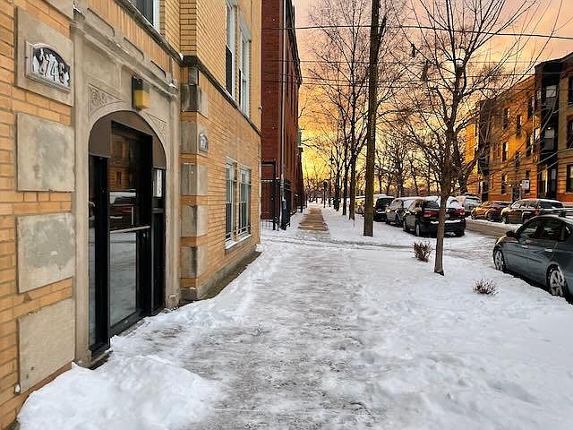 1st image of 2745 W Le Moyne St #2