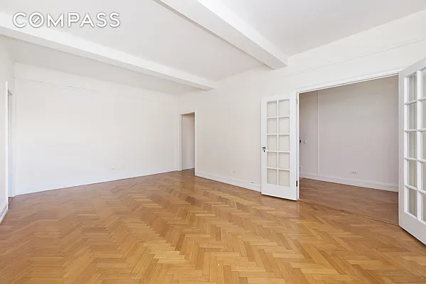 Rented by Compass | media 7