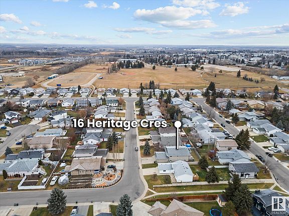 4th image of 16 Heritage Cres