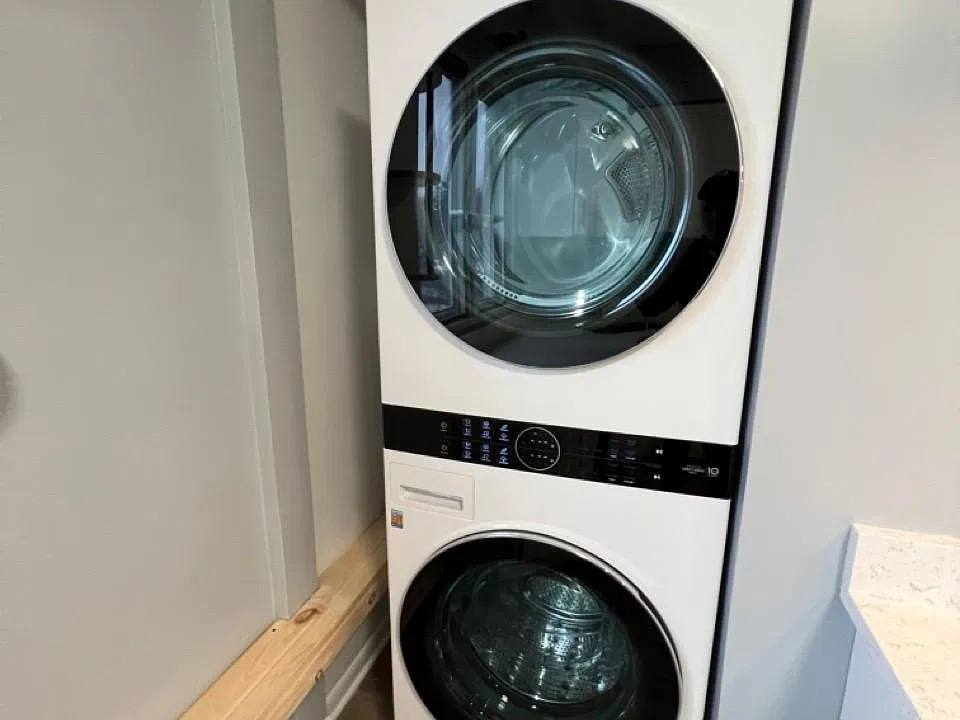 Kitchen and laundry