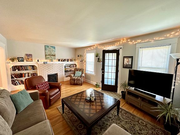 5th image of 222 Lovering Ave Floor 2