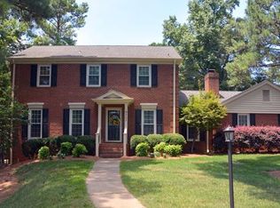 8141 Sealey Ct, Charlotte, NC 28277